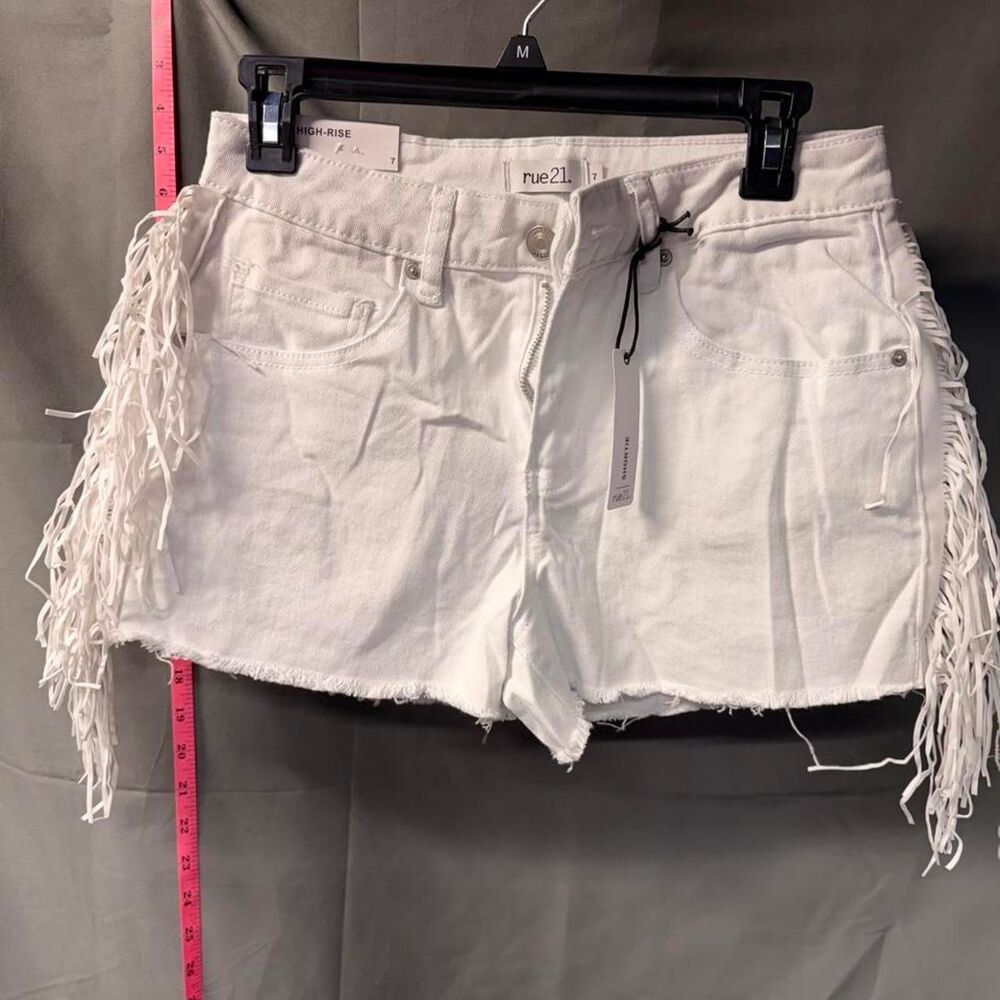 Rue-21 Women's White Shorts